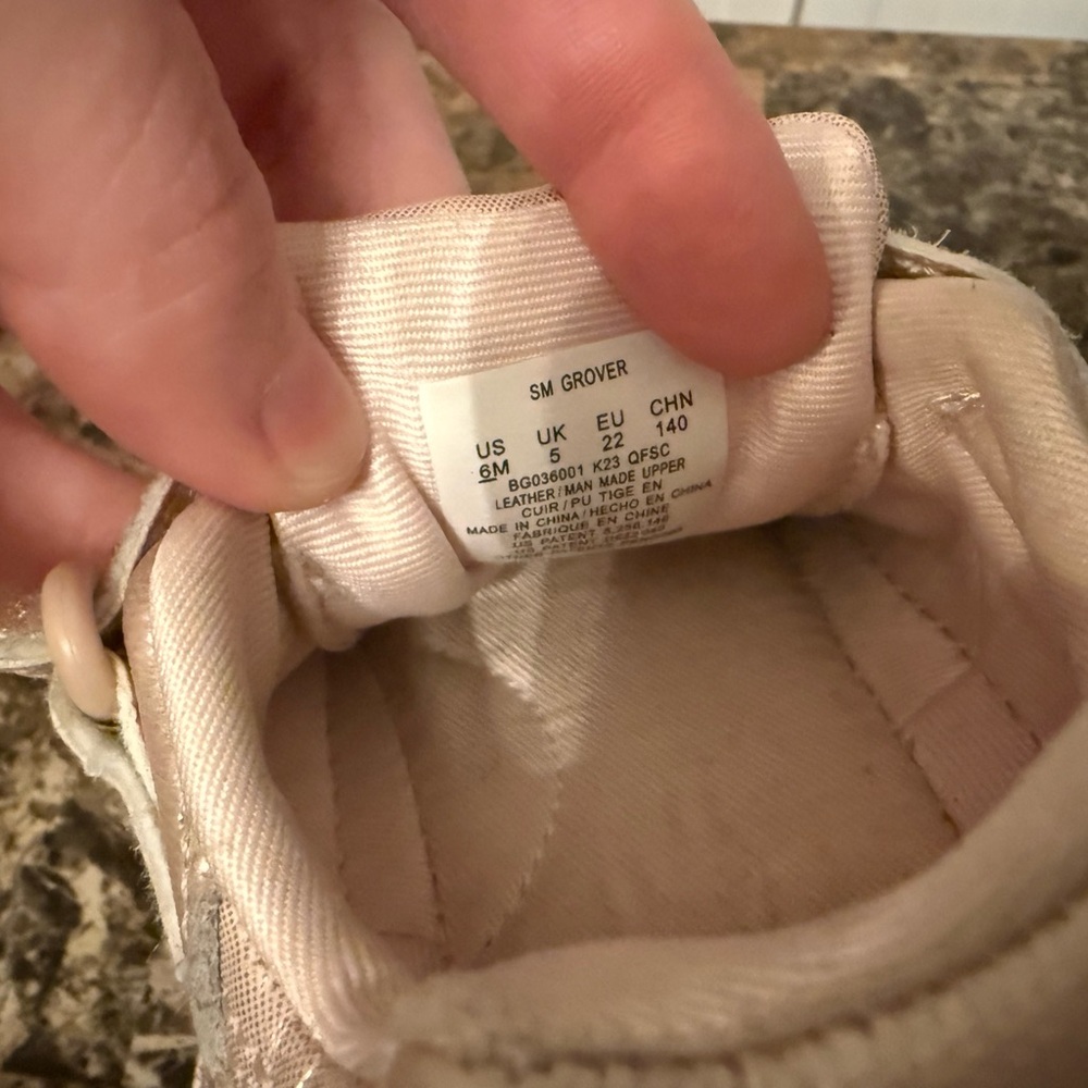 Toddler kid shoe bundle - Picture 6 of 6